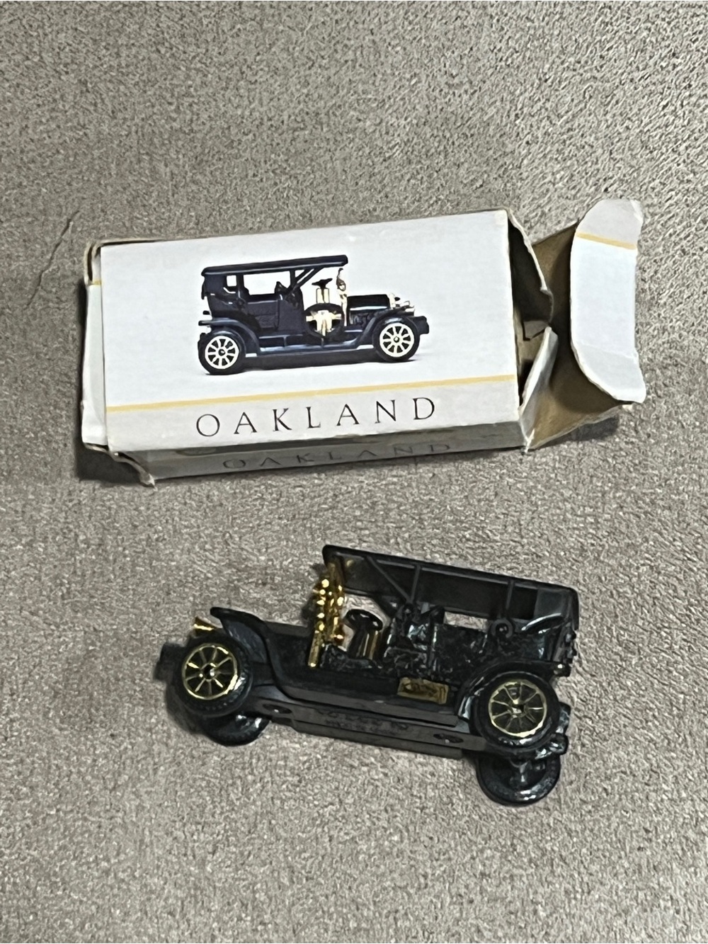 Vintage Reader's Digest 1909 Oakland 1:64 Scale Diecast Model Car